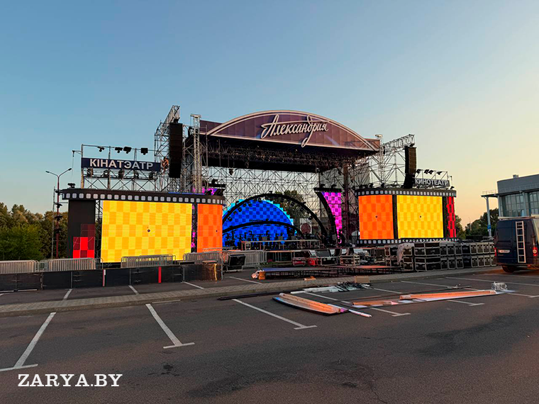 Гала-концерт “Кинотеатр Александрия” отправляется в тур по регионам страны. Первым пунктом станет Брест