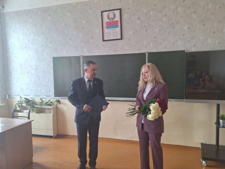 В нескольких школах Московского района назначили новых директоров