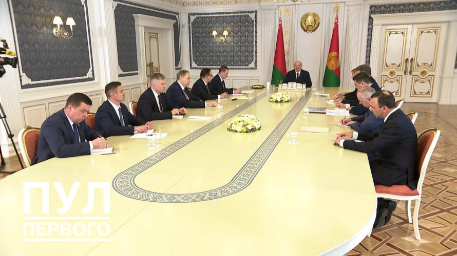 Лукашенко представили концепцию Академии интеллектуальных технологий. Каким будет университет будущего?